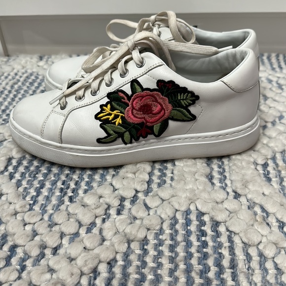Escada sneakers - Picture 3 of 4